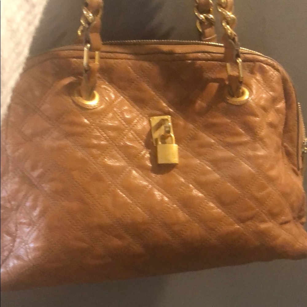 Marc Jacobs Quilted Leather Tote in Cognac Brown with Gold Hardware - Picture 4 of 12